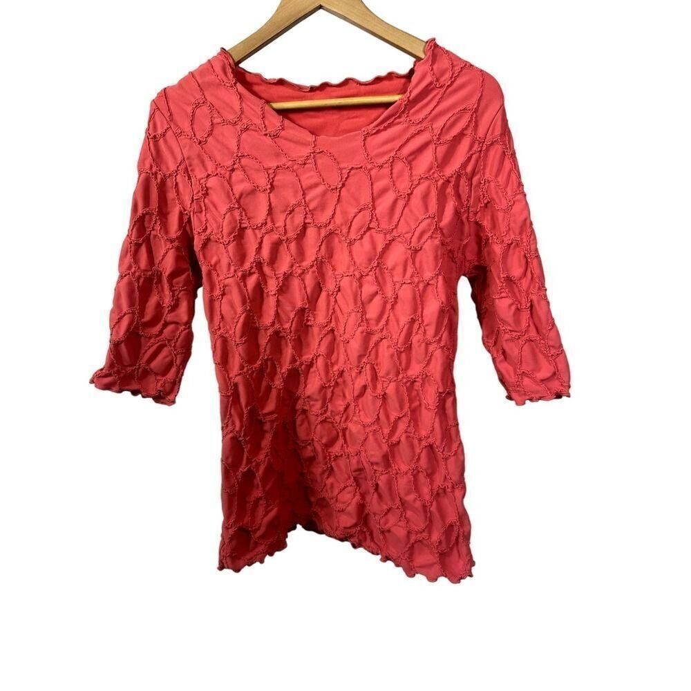 HAYSTACKS Women's Lettuce Surreal Textured Top Orange Size Large